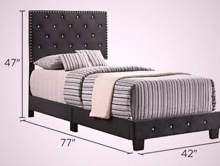 twin size bed headboard only. Grory forniture New!!